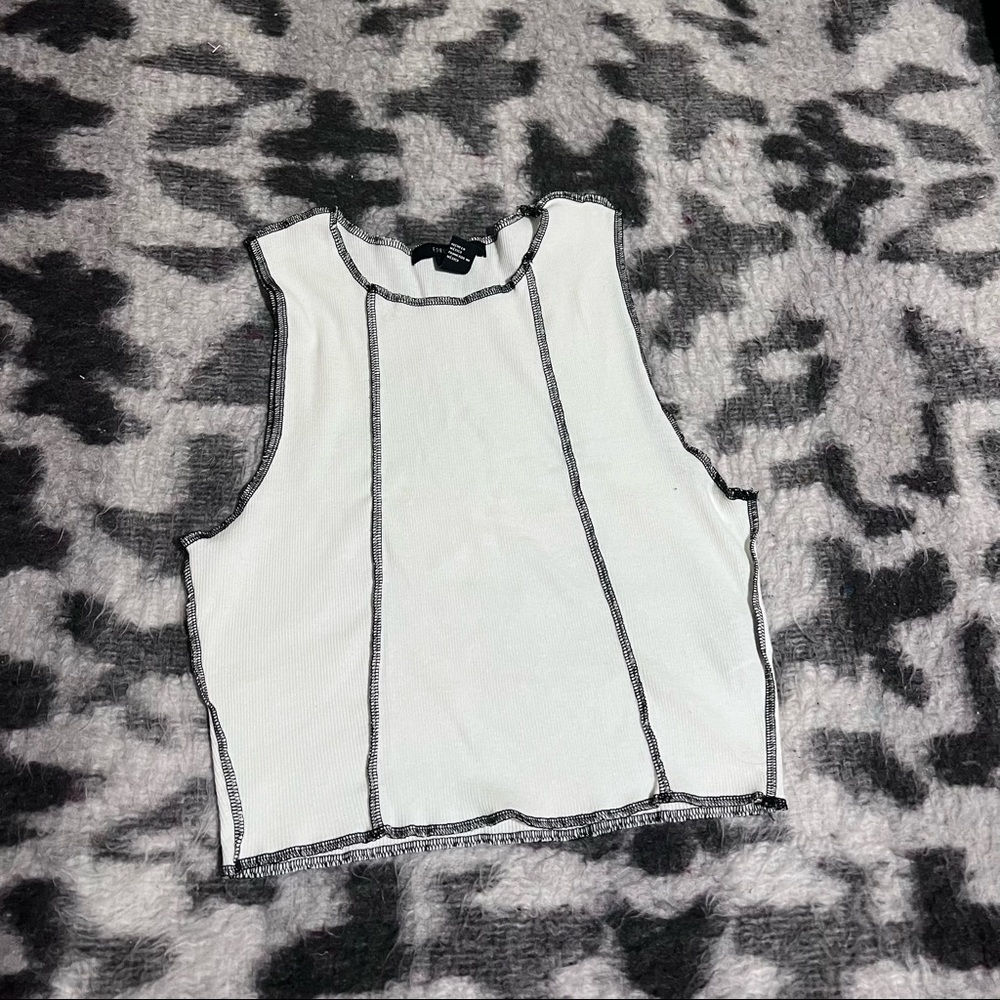 Light weight tank top